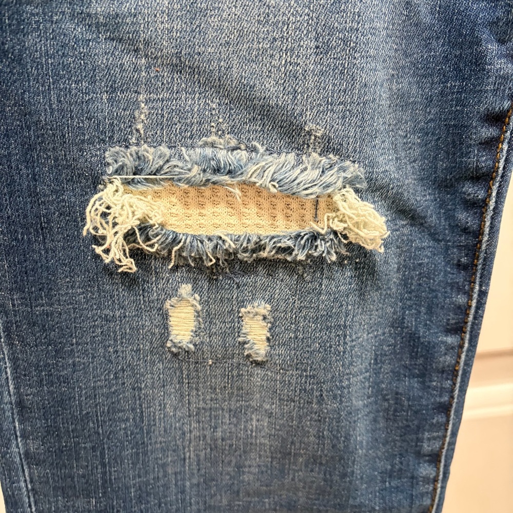 Judy Blue Boyfriend Fit‎ Jeans size 13 Waist 31 Distressed Waffle Thermal Patch - Picture 2 of 13